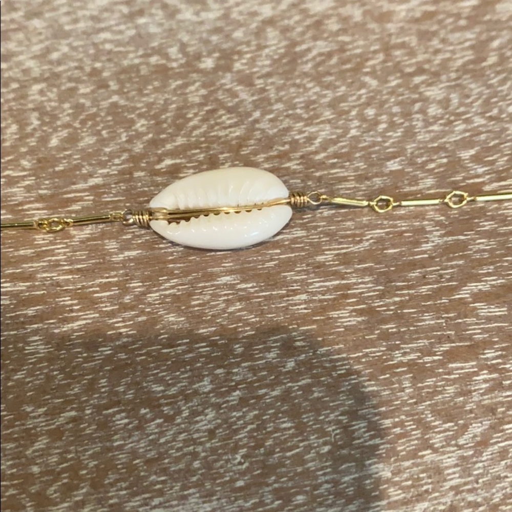 Puka Shell Gold Bracelet - Picture 2 of 3